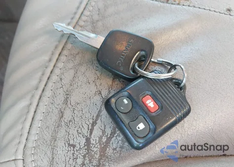 2002 Ford Expedition Eddie Bauer from USA, damaged, VIN 1FMEU17LX2LA23105